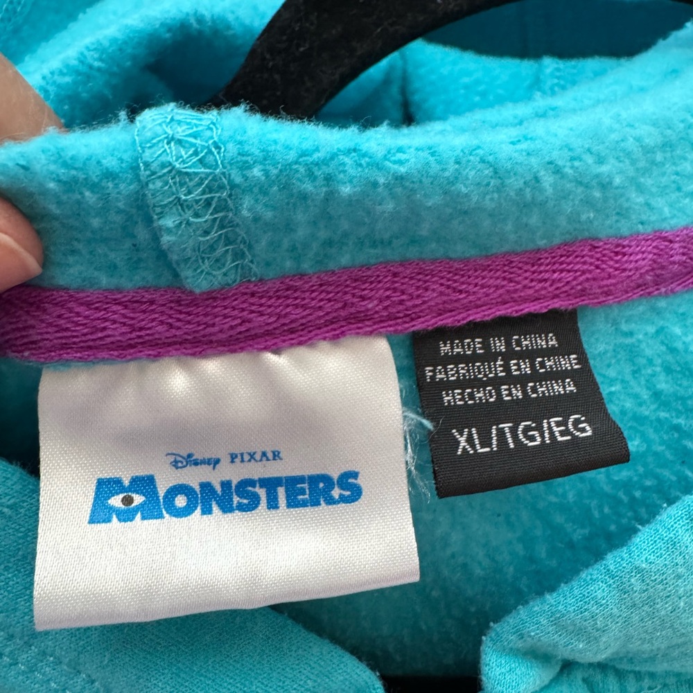 Men’s xl sweater sulley from Disney monster inc - Picture 3 of 3